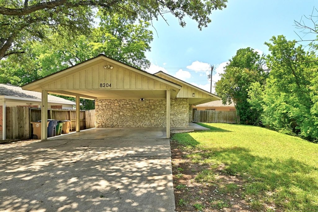 8204 Exmoor DR Unit B, Austin, TX 78757