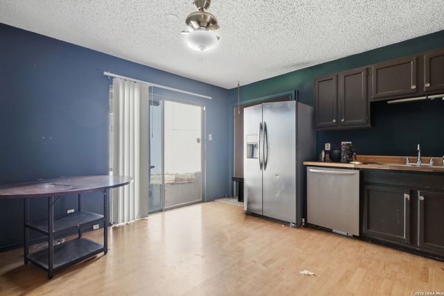 10059 Amber Field, San Antonio, TX 78245