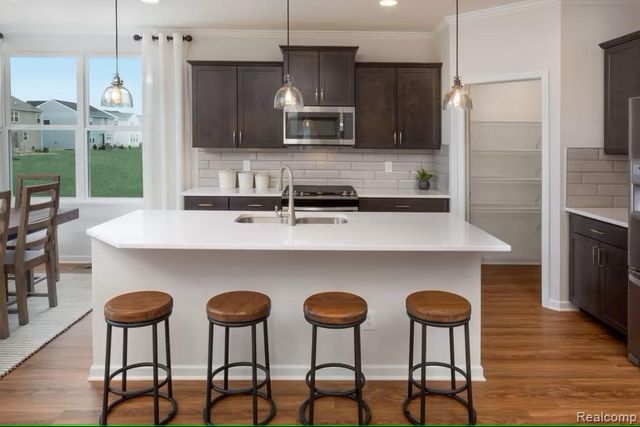 30108 Norway Drive, New Hudson, MI 48165