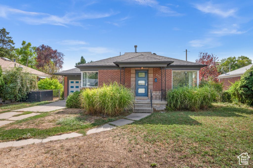 873 N AMERICAN BEAUTY DR, Salt Lake City, UT 84116