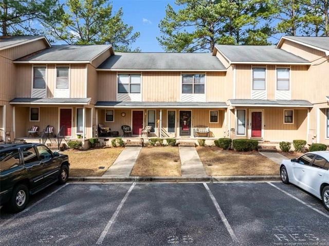 1207 Huntsman Court, Fayetteville, NC 28303