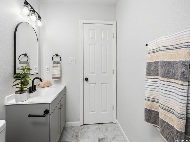 14223 Ridge Dale, San Antonio, TX 78233