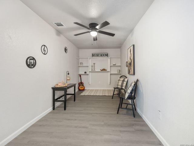 14223 Ridge Dale, San Antonio, TX 78233