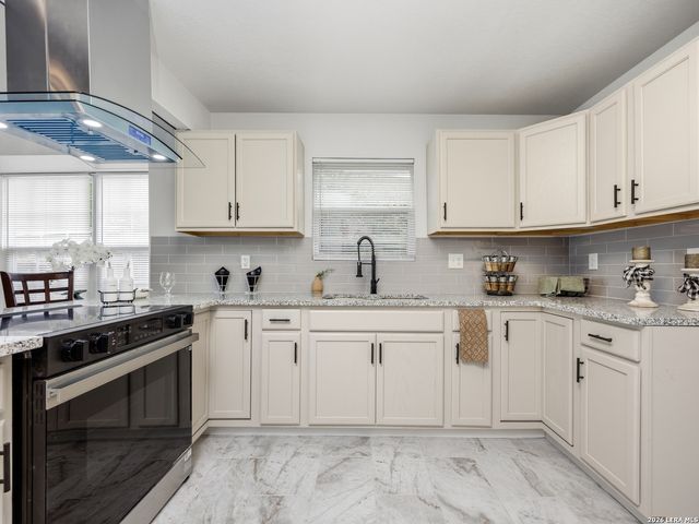 14223 Ridge Dale, San Antonio, TX 78233