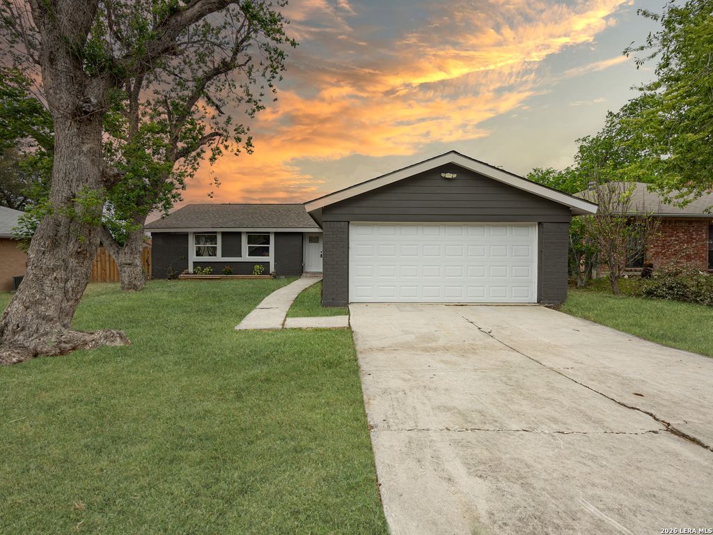 14223 Ridge Dale, San Antonio, TX 78233