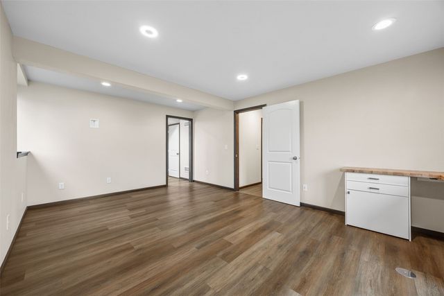 2012 SW Holly Meadow Avenue, Cedar Rapids, IA 52404
