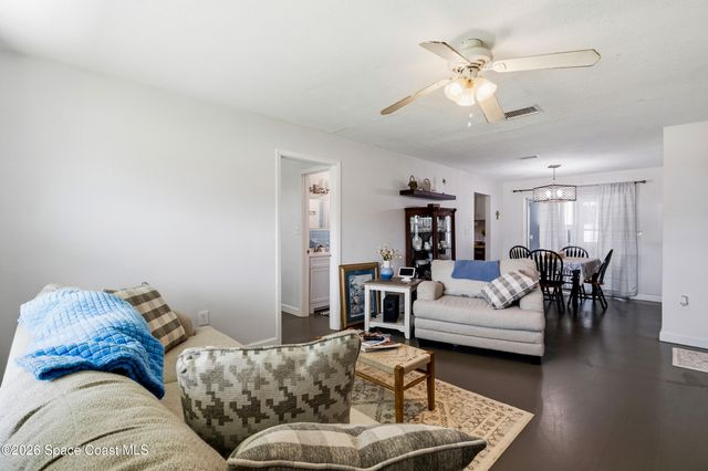 2410 Saint Swithin Lane, Melbourne, FL 32935