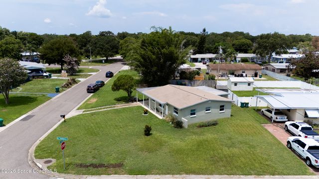 2410 Saint Swithin Lane, Melbourne, FL 32935