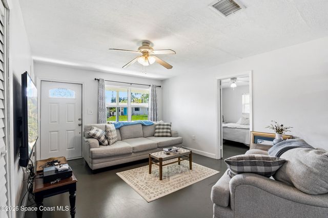 2410 Saint Swithin Lane, Melbourne, FL 32935
