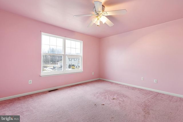 205 E HARVEST DR, New Castle, DE 19720