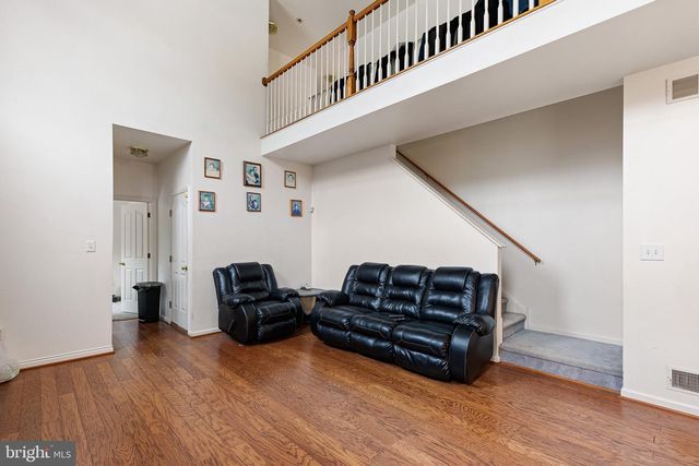 205 E HARVEST DR, New Castle, DE 19720