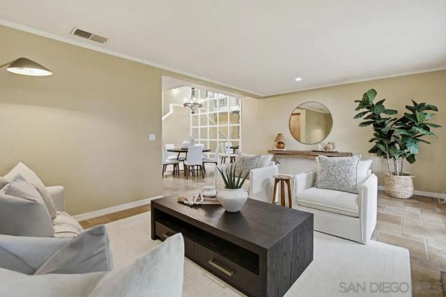 10261 Caminito Agadir, San Diego, CA 92131