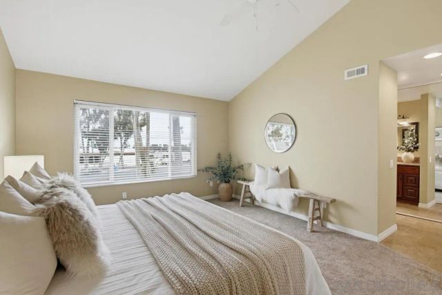 10261 Caminito Agadir, San Diego, CA 92131