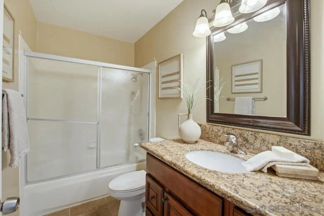 10261 Caminito Agadir, San Diego, CA 92131