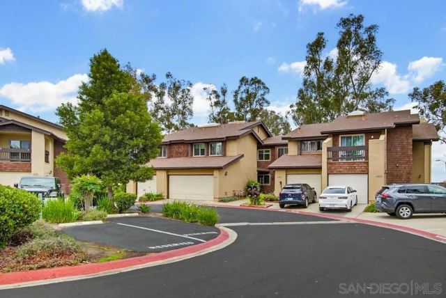10261 Caminito Agadir, San Diego, CA 92131