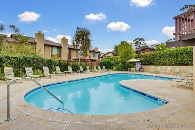 10261 Caminito Agadir, San Diego, CA 92131