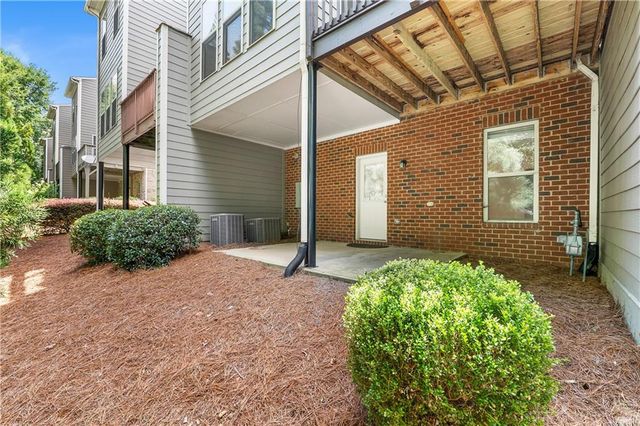 1506 Woodbridge Way NE, Atlanta, GA 30329
