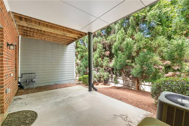 1506 Woodbridge Way NE, Atlanta, GA 30329