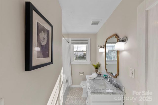 117 Oakdale Street, Gastonia, NC 28054