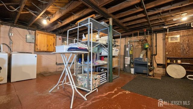 1 Pierce Street, Carteret, NJ 07008