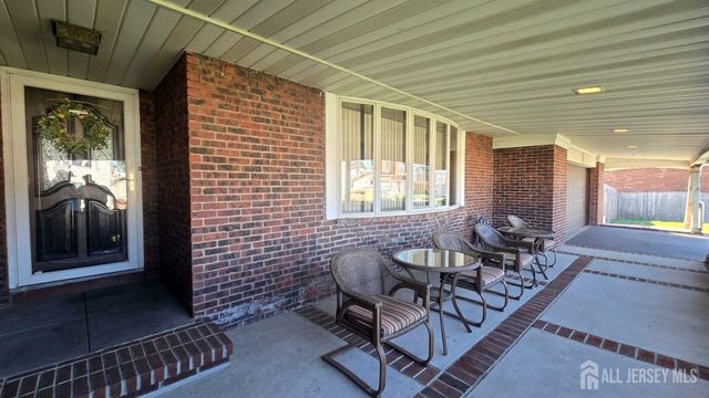 1 Pierce Street, Carteret, NJ 07008