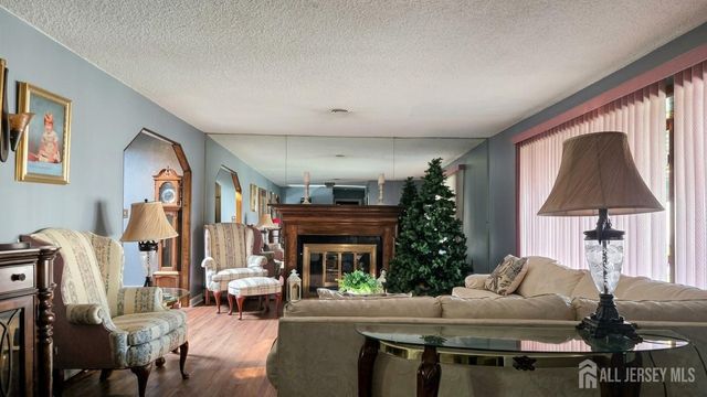 1 Pierce Street, Carteret, NJ 07008