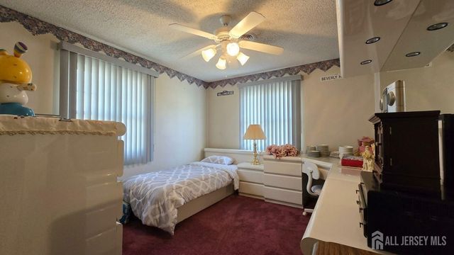 1 Pierce Street, Carteret, NJ 07008