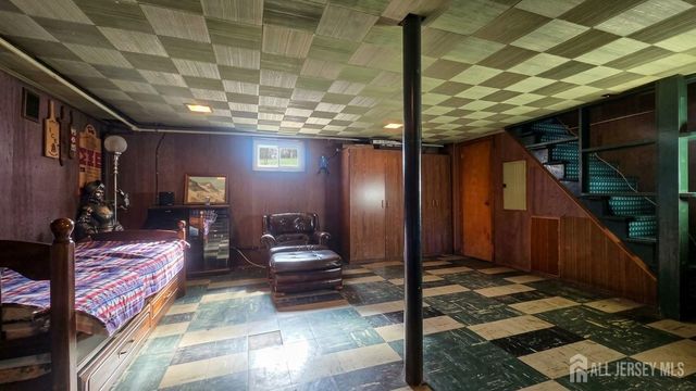 1 Pierce Street, Carteret, NJ 07008