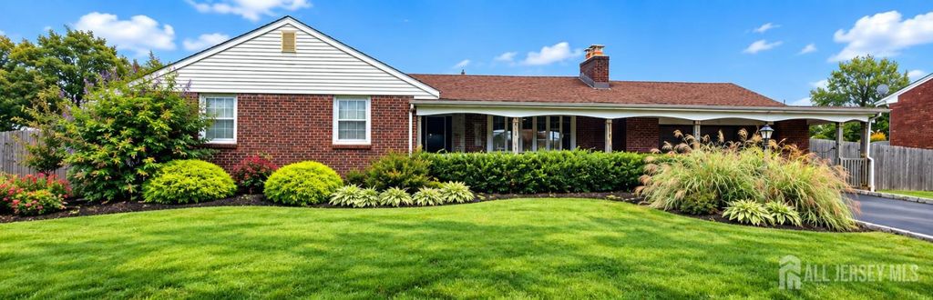 1 Pierce Street, Carteret, NJ 07008