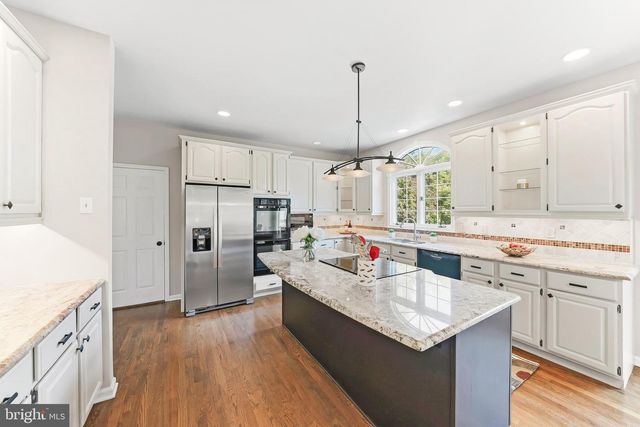 286 HICKORY DR, Kennett Square, PA 19348