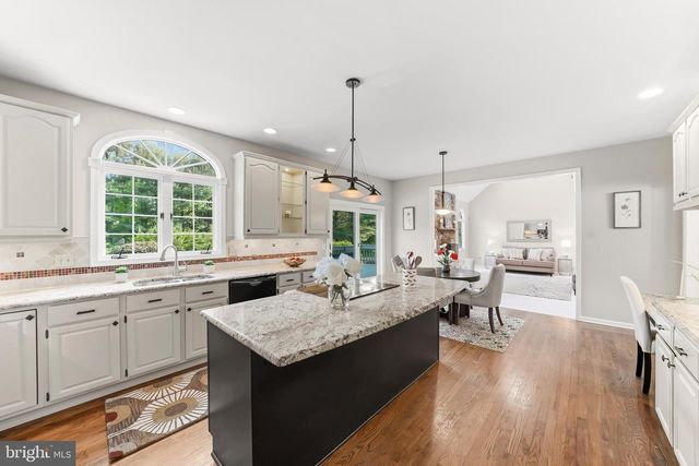 286 HICKORY DR, Kennett Square, PA 19348
