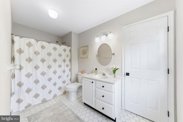 286 HICKORY DR, Kennett Square, PA 19348