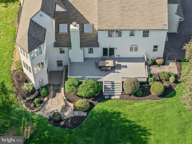 286 HICKORY DR, Kennett Square, PA 19348