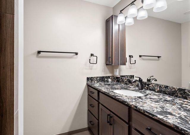 1419 Three Oaks Avenue, Maple Plain, MN 55359