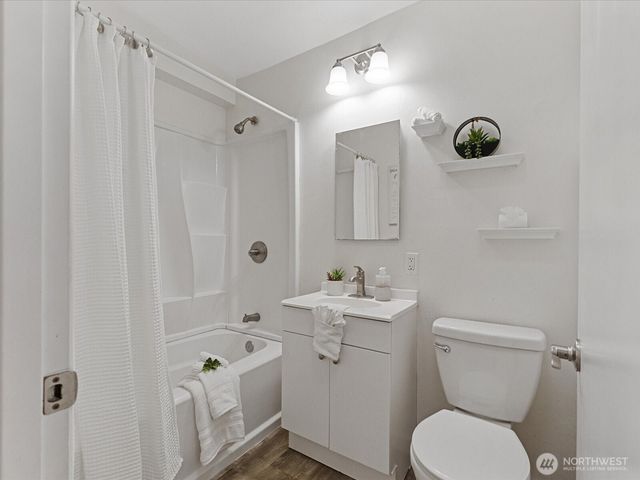 4911 97th Street E, Tacoma, WA 98446