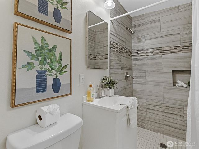 4911 97th Street E, Tacoma, WA 98446