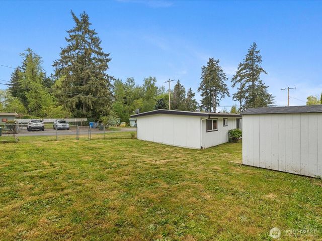 4911 97th Street E, Tacoma, WA 98446