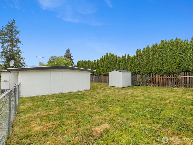 4911 97th Street E, Tacoma, WA 98446