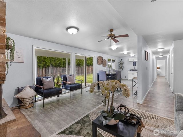 4911 97th Street E, Tacoma, WA 98446