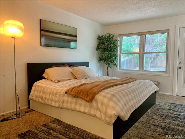 8266 S Logan Ct, Littleton, CO 80122