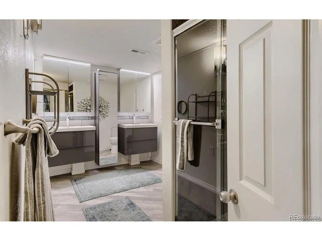 8266 S Logan Ct, Littleton, CO 80122