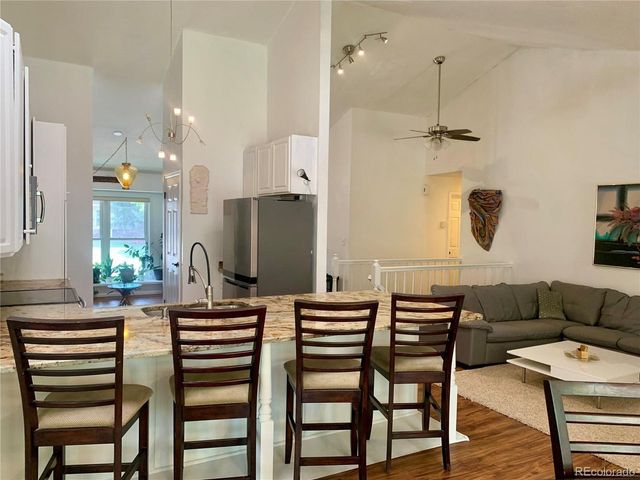 8266 S Logan Ct, Littleton, CO 80122