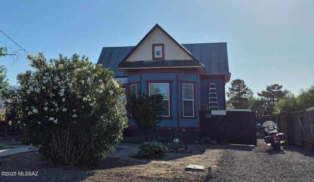 216 S 6th Avenue, Safford, AZ 85546