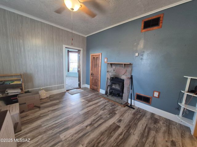 216 S 6th Avenue, Safford, AZ 85546