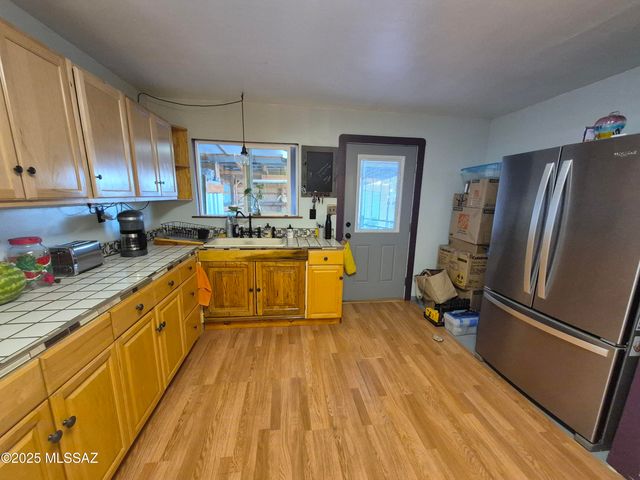 216 S 6th Avenue, Safford, AZ 85546