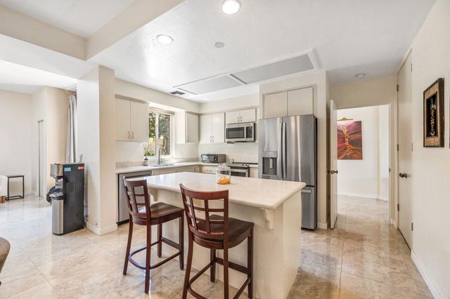 609 Desert West Drive, Rancho Mirage, CA 92270