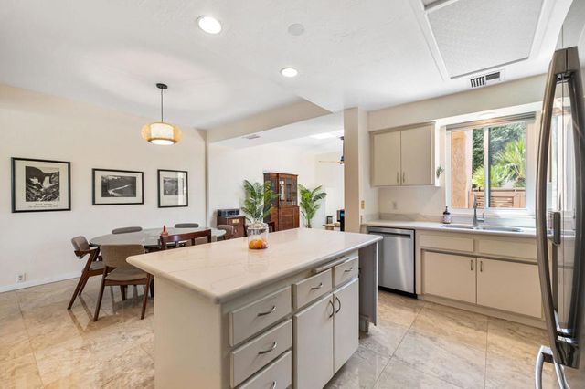 609 Desert West Drive, Rancho Mirage, CA 92270
