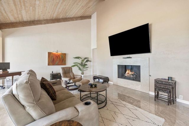 609 Desert West Drive, Rancho Mirage, CA 92270
