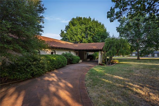 103 Red Oak Lane, Flower Mound, TX 75028