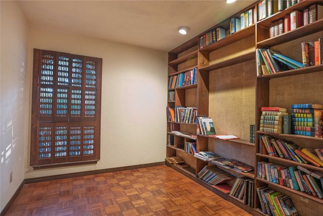 103 Red Oak Lane, Flower Mound, TX 75028